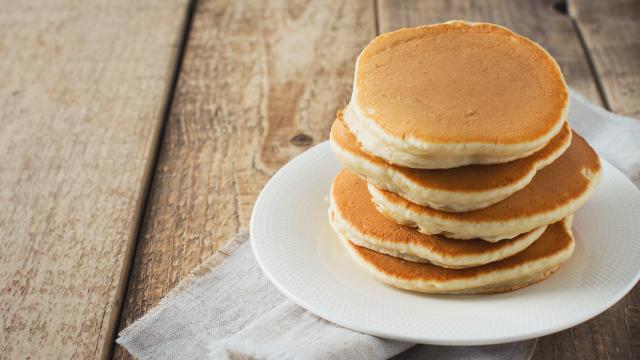 L’astuce de Cyril Lignac pour avoir des pancakes toujours bien moelleux