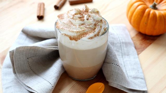 Cappuccino, latte, frappuccino, macchiato, combien de sucres il y a VRAIMENT dans votre boisson Starbucks ?