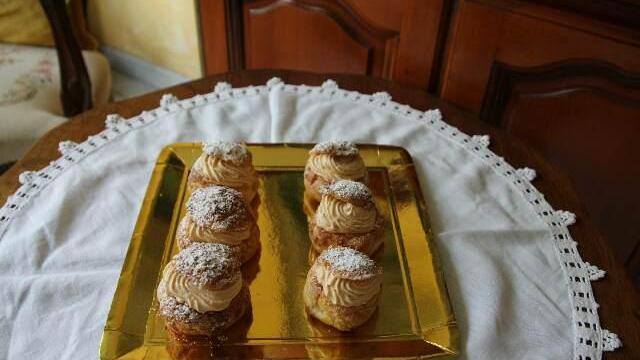 Choux craquelins poire caramel