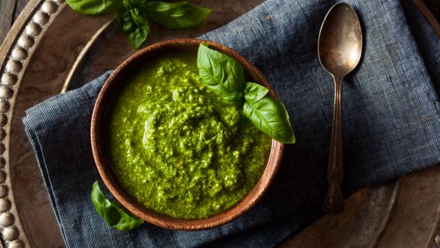 Philippe Etchebest nous dévoile sa recette de la sauce pesto