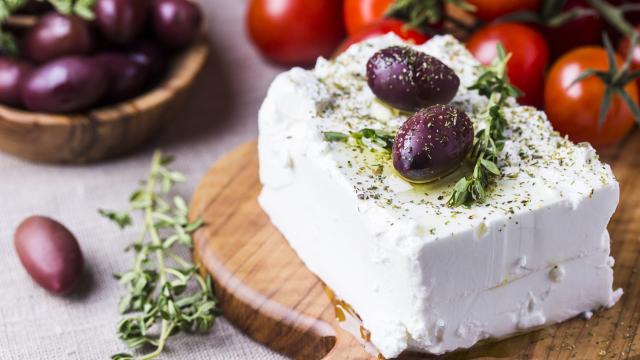 Recettes à la feta : 10 idées pour cuisiner ce fromage