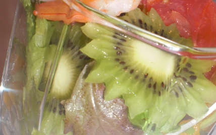 Salade vitaminée et crevettes au miel