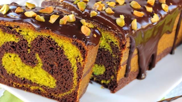 Cake marbré chocolat & pistache