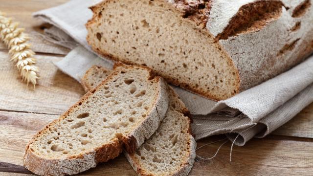 Plus un pain est foncé, plus il est meilleur pour la santé ? Voici la réponse