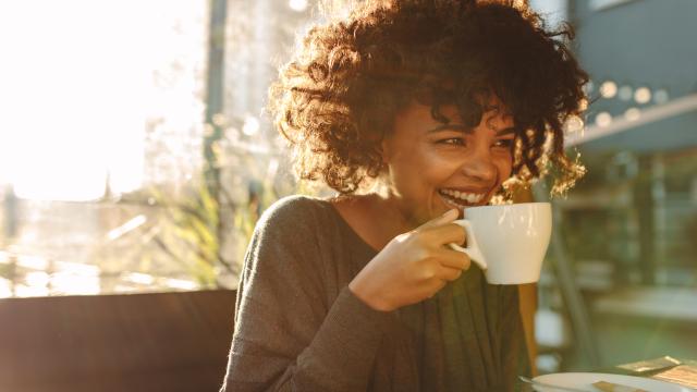 Santé : voici quelle épice ajouter à votre café pour multiplier ses bienfaits !