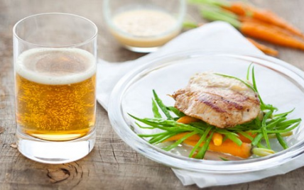 Grenadins de veau au cidre et aux baies roses