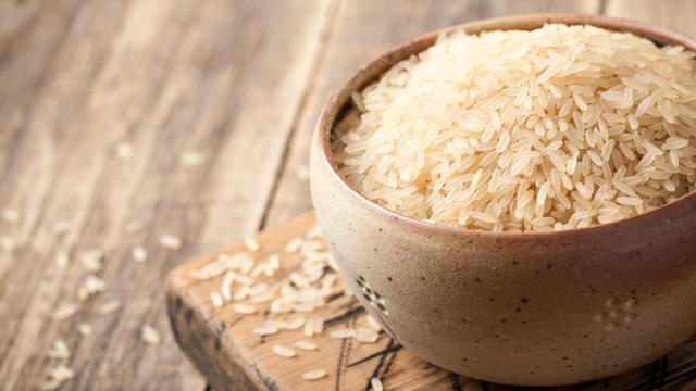 Rappel produit : ce riz vendu dans la France entière est contaminé par un pesticide interdit en Europe