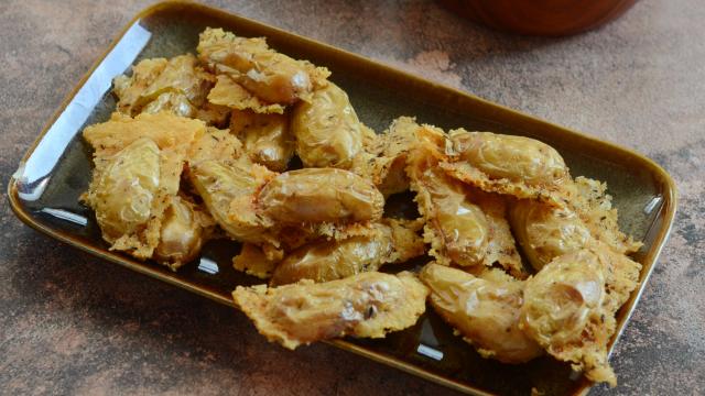 Rien de plus facile : voici comment faire de délicieuses pommes de terres croustillantes au parmesan !