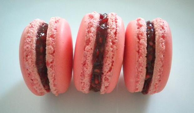 Macarons framboises bon marché