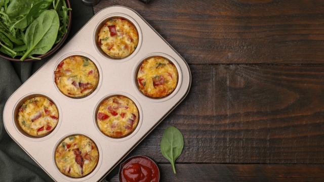 Voici 6 recettes simplissimes de plats à faire avec un moule à muffins
