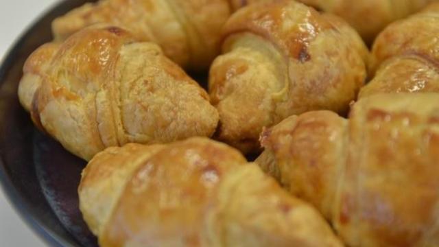 Croissants au saumon et fromage frais