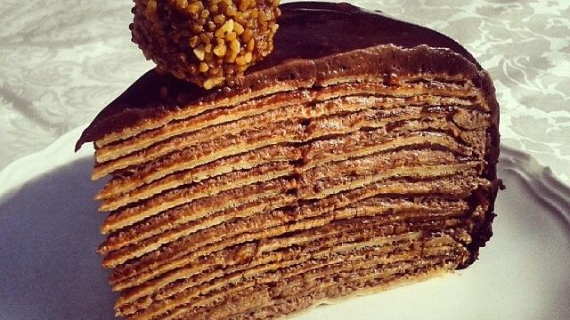 Mille crêpes à la noisette et au chocolat