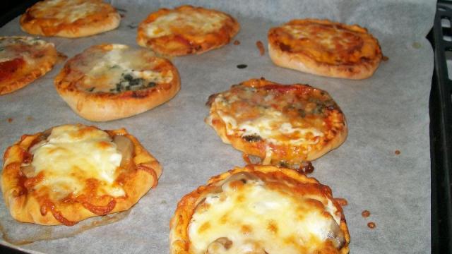 Mini pizzas