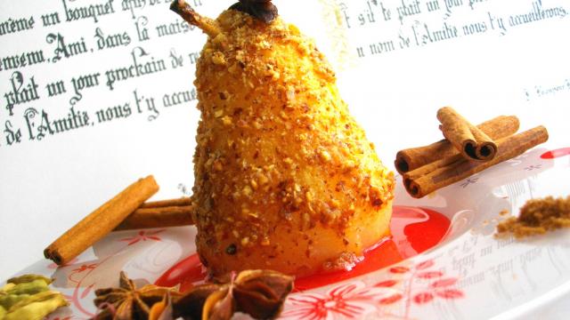 Poire 'Roasted & Spicy' enrobée de croustillant pralin....