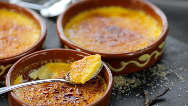 “À tester ABSOLUMENT” : cette recette de crème brûlée a fait craquer les lecteurs de 750g !