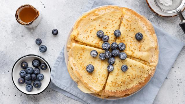 "J'ai testé la recette, elle est géniale et les crêpes sont supers !" : Voici notre recette de crêpes sans oeufs !