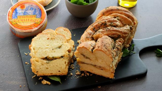 Babka aux herbes et au munster Ermitage