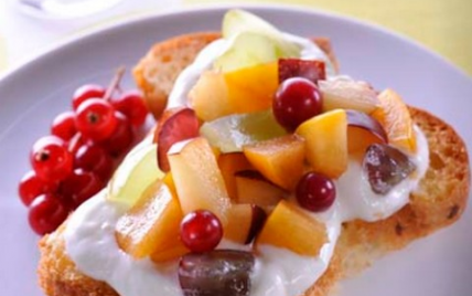 Tartine aux fruits d'été