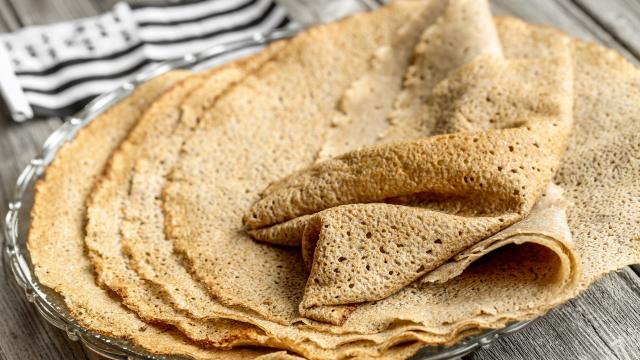 Parole de Breton : c'est quoi la vraie différence entre une crêpe et une galette ?