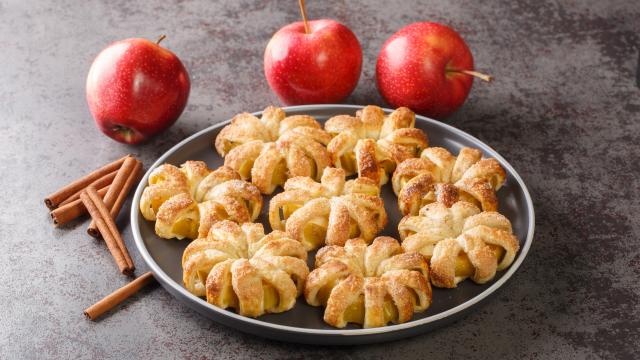 Beignets de pommes en pâte feuilletée : le dessert de l’automne à tester d’urgence !