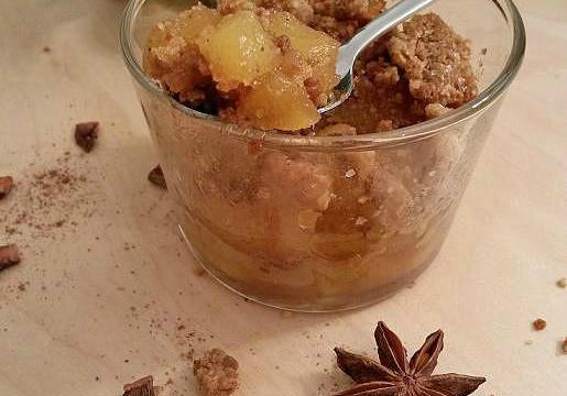 Crumble à l'ananas & aux épices