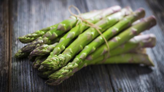 Nos 12 meilleures recettes pour sublimer les asperges vertes