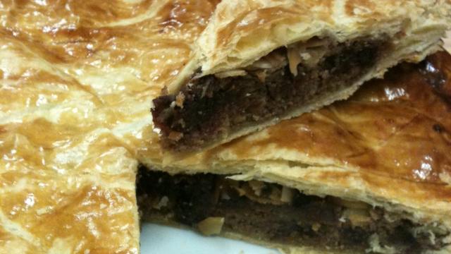 Galette des rois à la crème de dattes