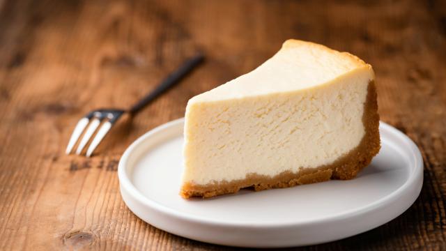 “Je suis revenu à l’essentiel, la version new-yorkaise” : Laurent Mariotte propose une délicieuse recette de cheesecake, que du plaisir !