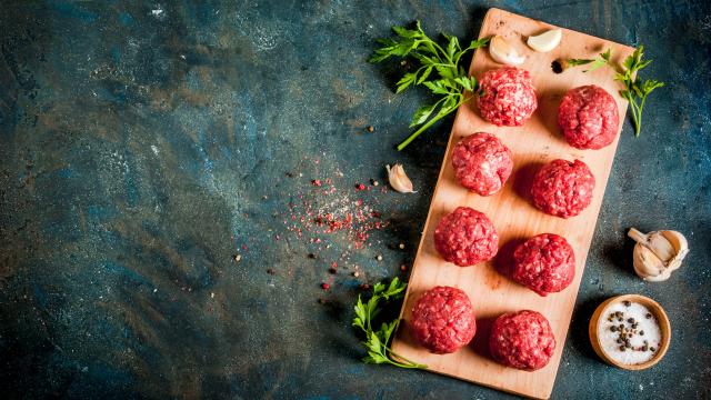 Pas sèches et faciles à façonner : découvrez nos astuces pour réussir vos boulettes de viande à la perfection