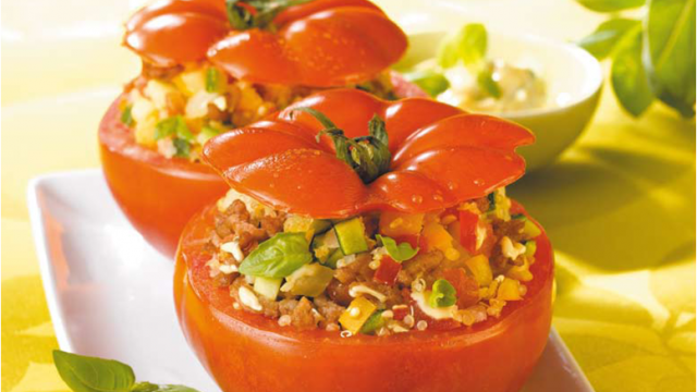 Tomates farcies au veau et quinoa