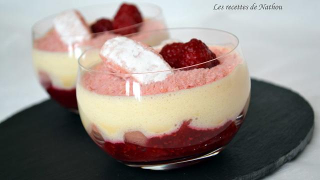 Tiramisu aux framboises et biscuits roses de Reims