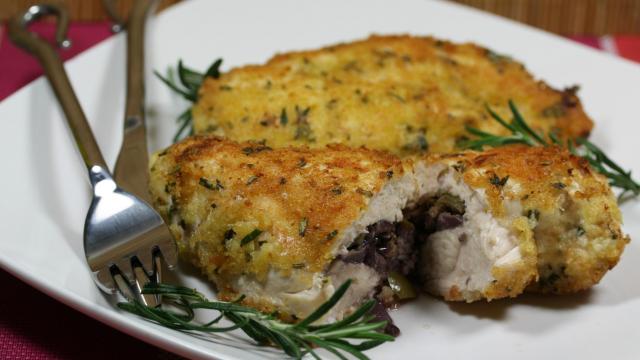 Blancs de Poulet farcis aux olives et câpres panés au  Parmigiano Reggiano Giovanni Ferrari