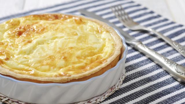 Quiche thon, pommes de terre, gruyère, oignon