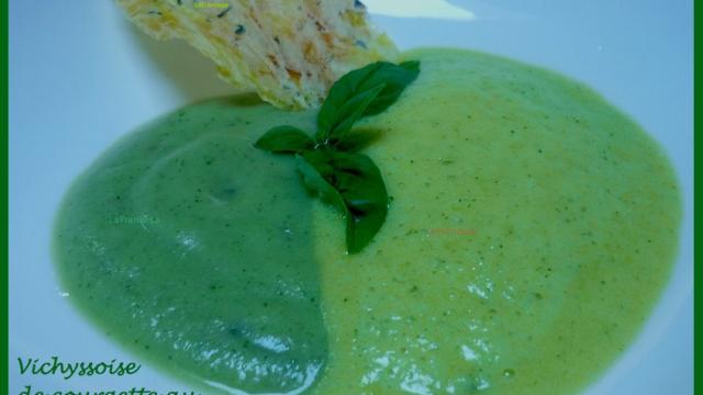 Vichyssoise de courgettes au basilic en textures