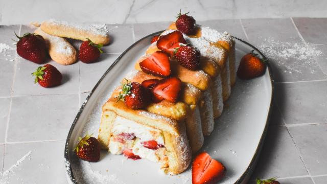 Charlotte aux fraises et mascarpone facile et rapide