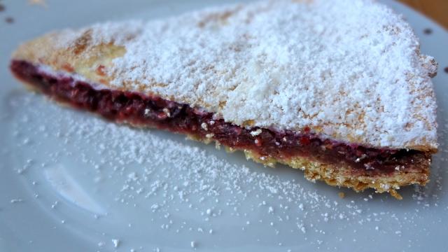 Gâteau à la framboise meringué