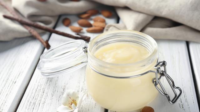 Philippe Conticini propose une délicieuse recette de crème à la vanille sans cuisson : vous ne pourrez pas résister !
