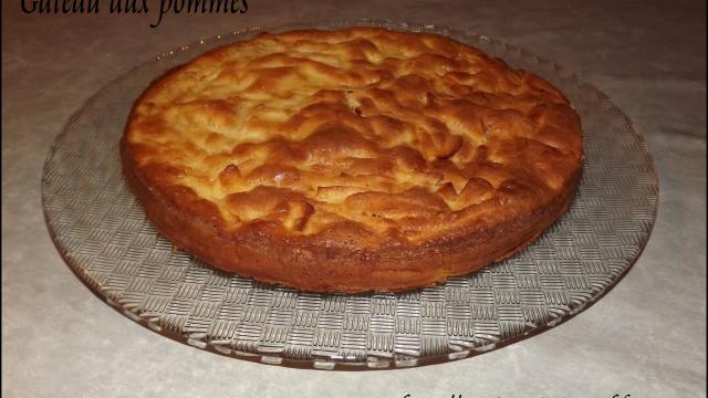 Gâteau ultra moelleux aux pommes