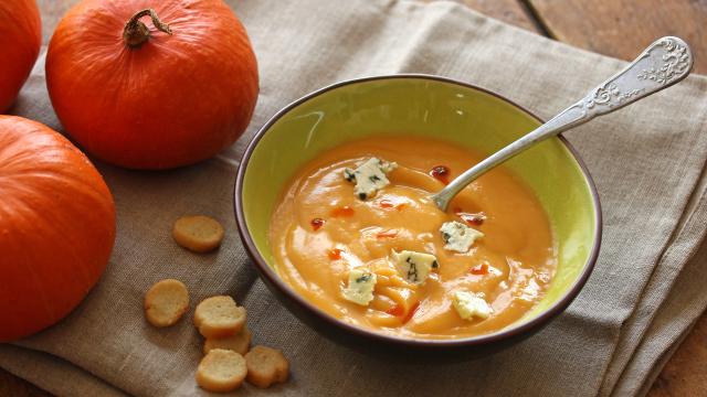 “Pour réchauffer le coeur, le corps, l’esprit” : Norbert Tarayre vous propose sa recette de soupe parfaite pour combattre le froid !