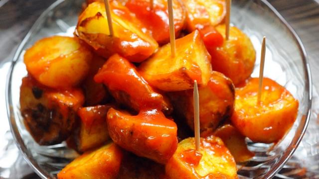 Patatas bravas au ketchup