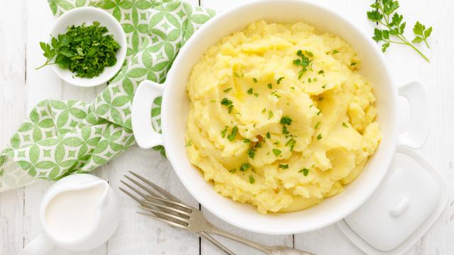 Cette recette de purée de pommes de terre est meilleure que celle de mamie