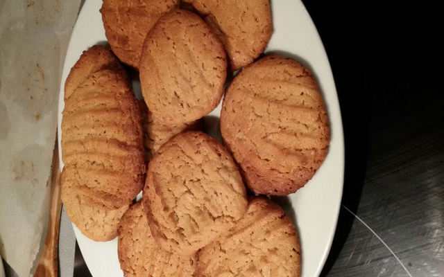 Peanuts butter cookies