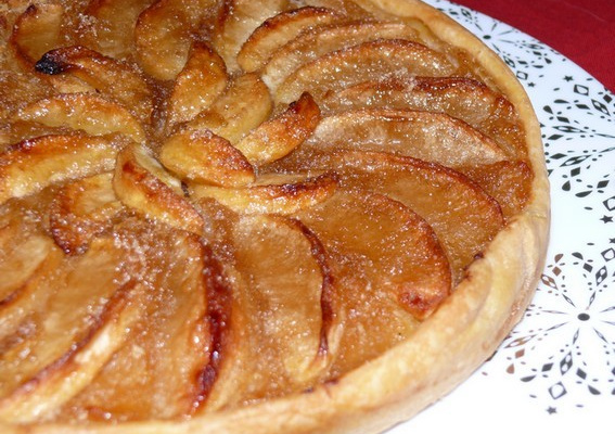 Tarte aux pommes sur lit de compote pomme-vanille-tonka