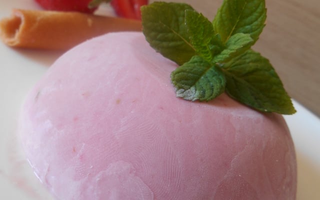Glace à la fraise sans sorbetière
