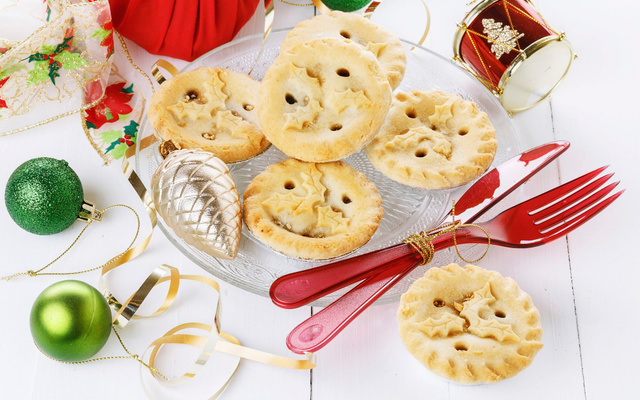 Petites brioches suisses à la crème pâtissière