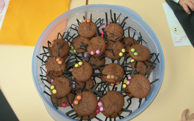 Muffins fondants 'araignees' chocolat-speculos