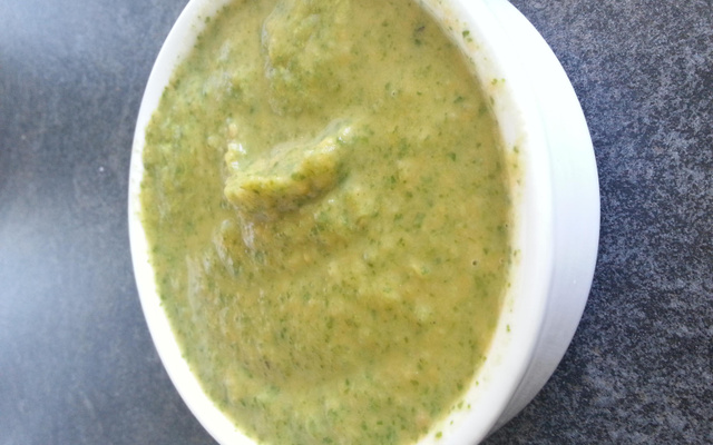 Soupe de fanes de radis tartare