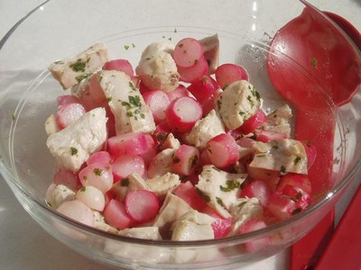 Salade de lapin et radis en sauce chinoise