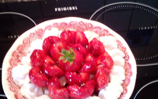 Pavlova aux fraises traditionnelle