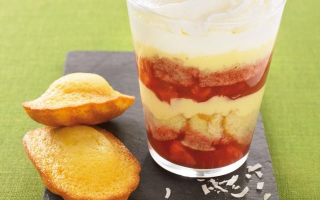 Triffle aux fraises et mousse noix de coco